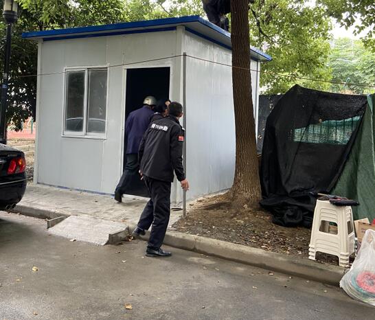 馨康苑社區(qū)：?？翟沸^(qū)違規(guī)搭建拆除