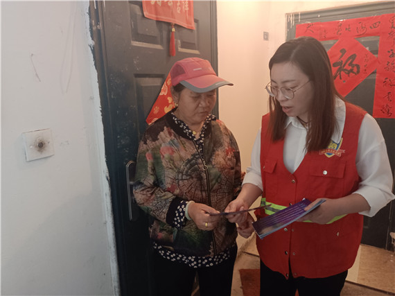 【我為群眾辦事實(shí)】馨康苑社區(qū):反詐宣傳“面對(duì)面”守護(hù)群眾“錢袋子”