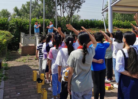 學(xué)黨史 強(qiáng)少年 南山湖社區(qū)開展開展兒童節(jié)主題活動(dòng)