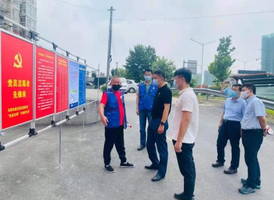 【英雄就在身邊】沒事沒事，我還能再走兩步！