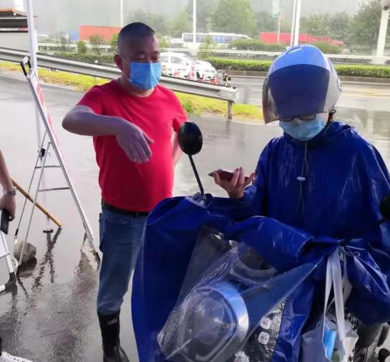 【英雄就在身邊】沒事沒事，我還能再走兩步！